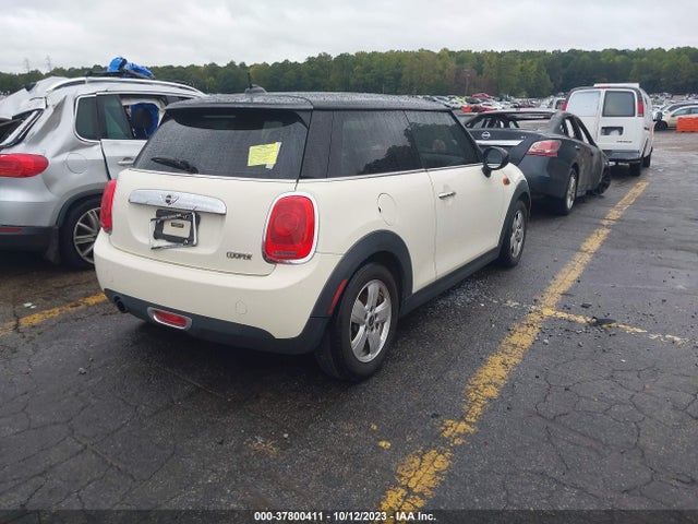 2015 MINI COOPER HARDTOP WMWXM5C53F3A56657 Photo 3