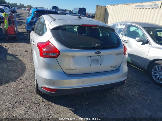 1FADP3N26GL236627 Ford Focus Titanium