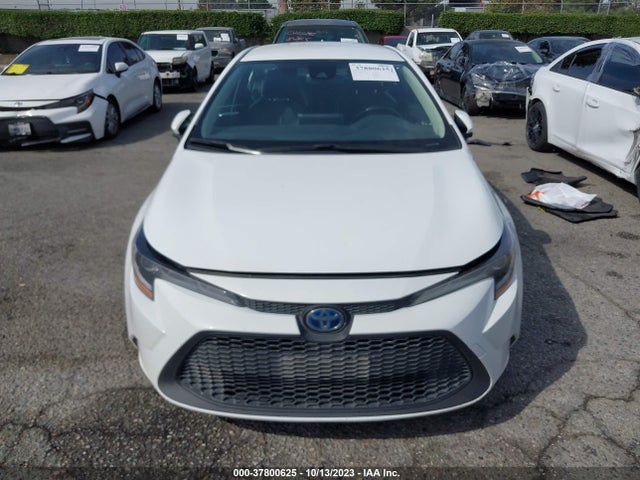Toyota Corolla Hybrid Le 2022 JTDEAMDE8NJ054020 Image 13
