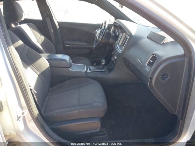 2C3CDXBGXKH699287 Dodge Charger Sxt Rwd