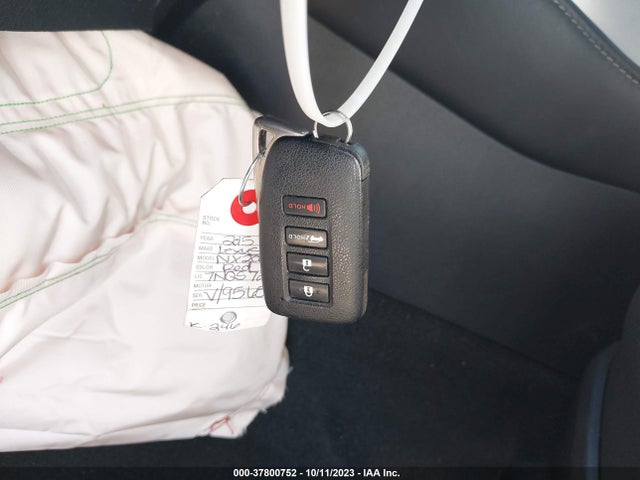 JTJYARBZ6F2019565 Lexus NX 200T