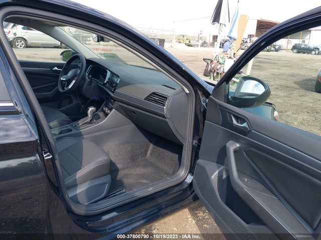 3VWEM7BU5RM001865 Volkswagen JETTA SE