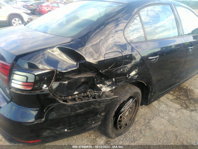 3VW267AJ9GM413918 Volkswagen Jetta Sedan 1.4t S