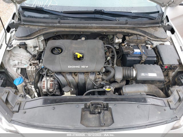 2017 HYUNDAI ELANTRA SE VIN: 5NPD84LF8HH026927