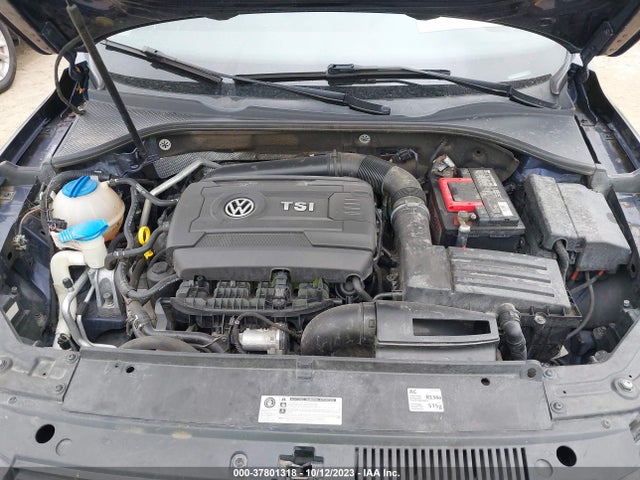 1VWBT7A32FC025312 Volkswagen Passat 1.8t Se