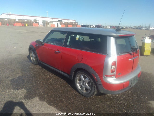 2010 MINI COOPER CLUBMAN WMWML3C57ATX38876 Photo 2