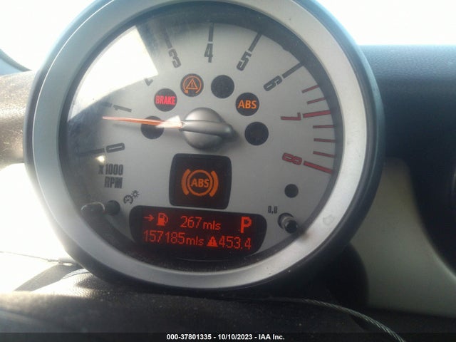 2010 MINI COOPER CLUBMAN WMWML3C57ATX38876 Photo 6