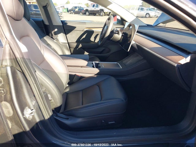 5YJ3E1EB2NF135939 Tesla Model 3 Long Range