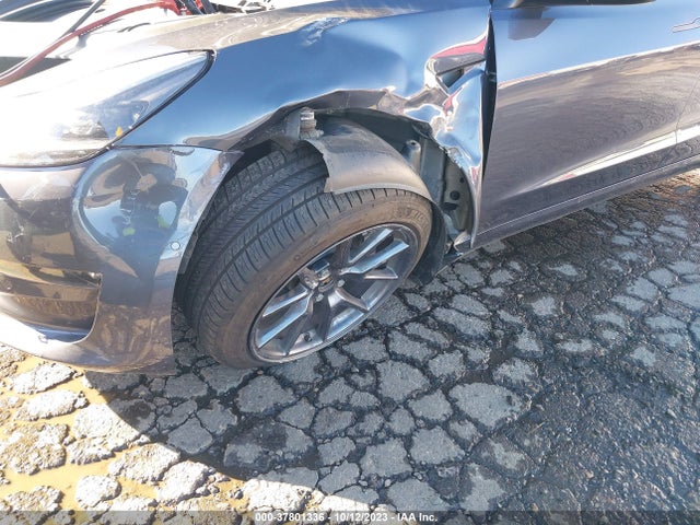 5YJ3E1EB2NF135939 Tesla Model 3 Long Range
