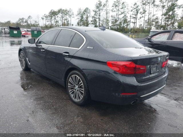 WBAJA9C5XJB251964 BMW 5 Series 530e Iperformance