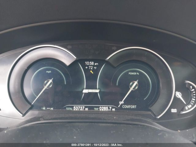 WBAJA9C5XJB251964 BMW 5 Series 530e Iperformance