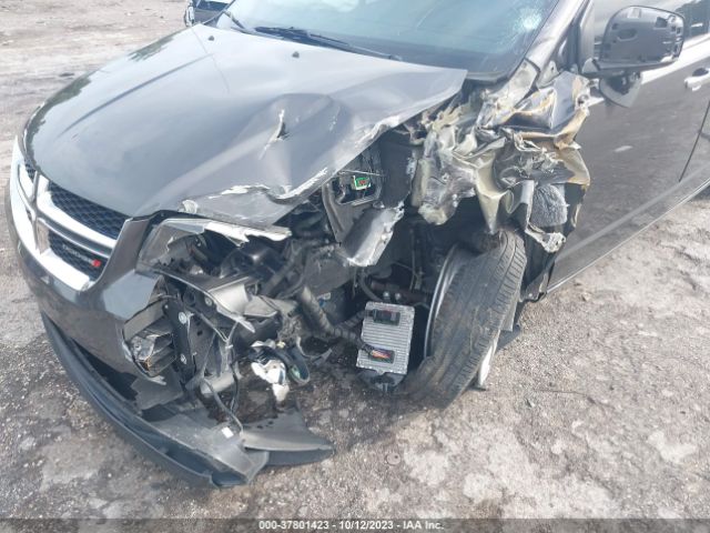 2C4RDGCG4KR556933 Dodge Grand Caravan Sxt