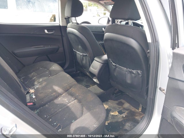 KIA Optima Lx 2017 5XXGT4L31HG157095 Image 8