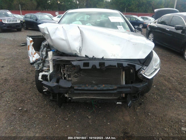 2018 HYUNDAI SONATA SEL VIN: 5NPE34AF8JH644485