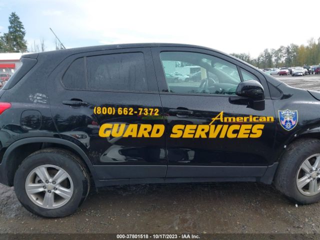 3GNCJNSBXLL179071 Chevrolet Trax Awd Ls