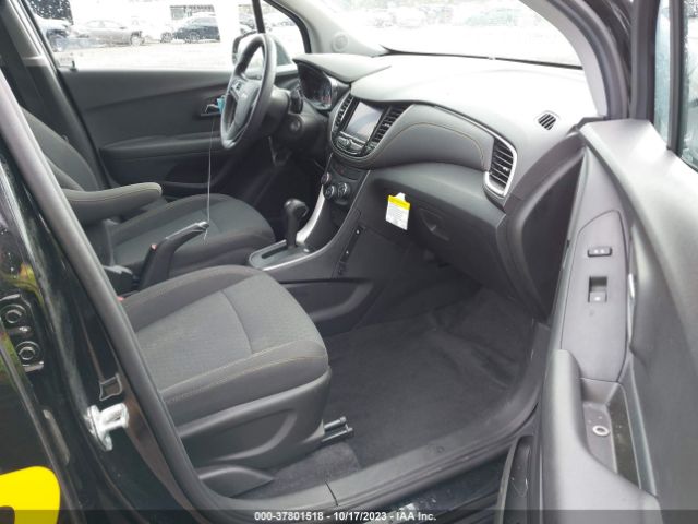 3GNCJNSBXLL179071 Chevrolet Trax Awd Ls