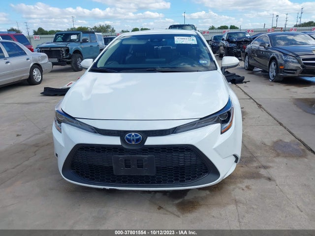 Toyota Corolla Hybrid Le 2022 JTDEAMDE1N3010722 Image 13