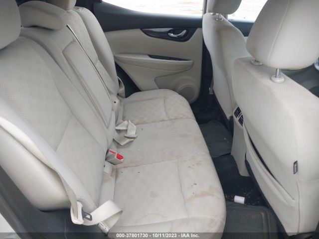JN1BJ1CP0JW196804 Nissan Rogue Sport Sv