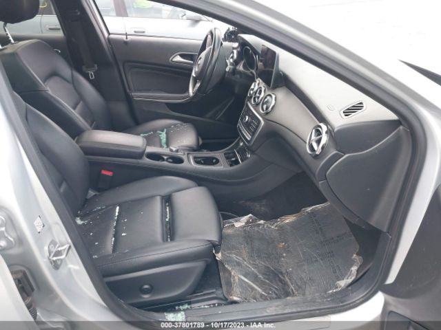 2019 MERCEDES-BENZ GLA 250 WDCTG4GB3KJ545754 Photo 4