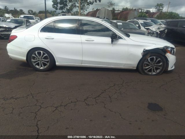 55SWF4JB6HU232632 Mercedes-Benz C 300 Sport/luxury/
