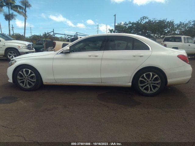 55SWF4JB6HU232632 Mercedes-Benz C 300 Sport/luxury/