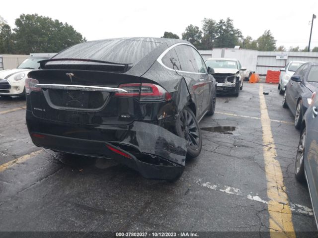 2018 TESLA MODEL X 5YJXCAE21JF138641 Photo 3