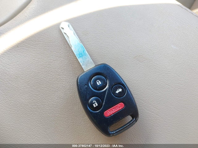 2008 HONDA ACCORD SDN EX-L VIN: 1HGCP36828A047447