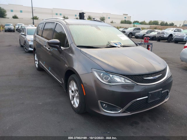 2018 2C4RC1BG6JR139555 main image