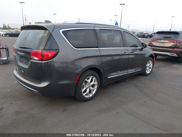 Chrysler Pacifica Touring L 2018 2C4RC1BG6JR139555 Image 4
