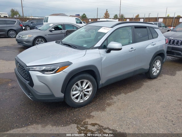 Toyota Corolla Cross Le 2022 7MUCAAAG6NV008206 Image 2