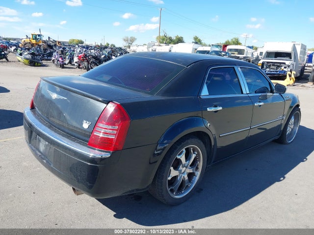 2005 CHRYSLER 300 300C VIN: 2C3JA63H05H606072