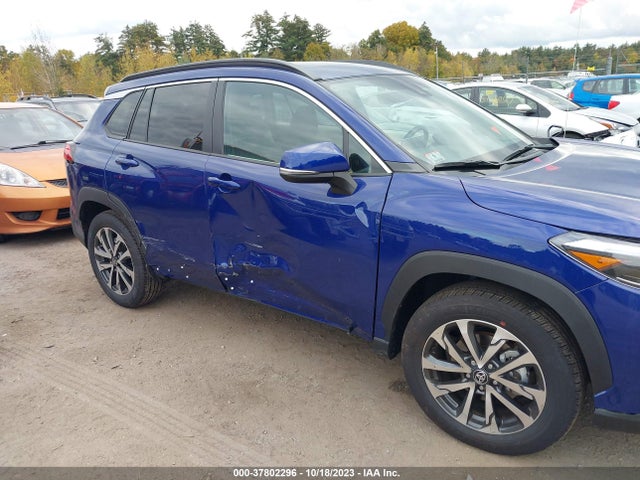 Toyota Corolla Cross Xle 2022 7MUDAABG8NV042814 Image 13
