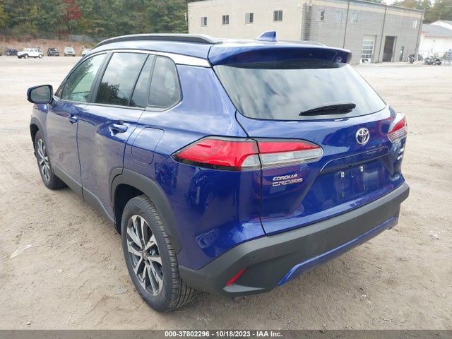 Toyota Corolla Cross Xle 2022 7MUDAABG8NV042814 Image 3