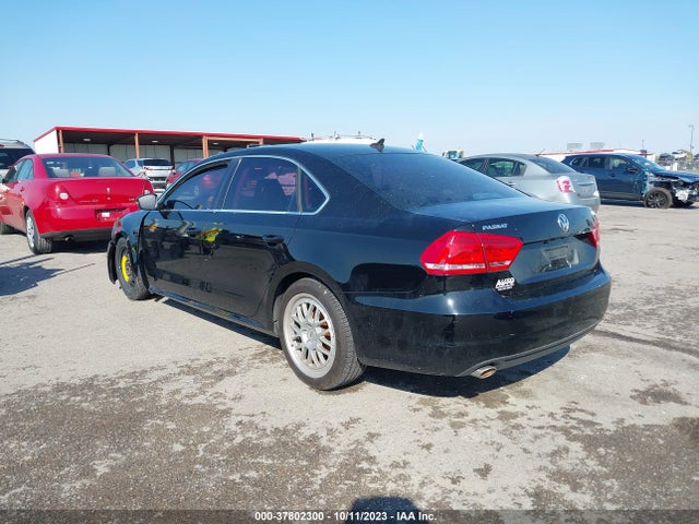 1VWBV7A39FC026323 Volkswagen Passat 2.0l Tdi Se W/sunroof