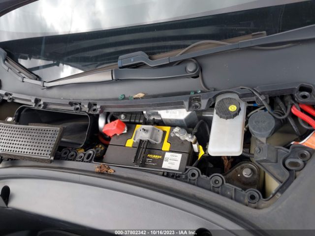 5YJ3E1EB7KF386662 Tesla Model 3 Long Range/performance