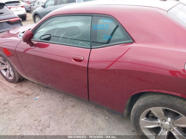 2C3CDZAG0MH641303 Dodge Challenger Sxt