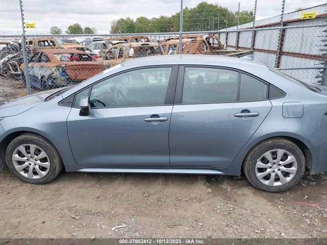 Toyota COROLLA LE 2022 5YFEPMAE5NP277677 Image 14
