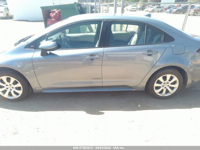 Toyota COROLLA LE 2022 5YFEPMAE5NP277677 Image 20