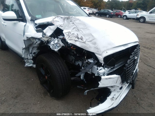 2023 JAGUAR F-PACE SADCJ2EX5PA703730 Photo 5