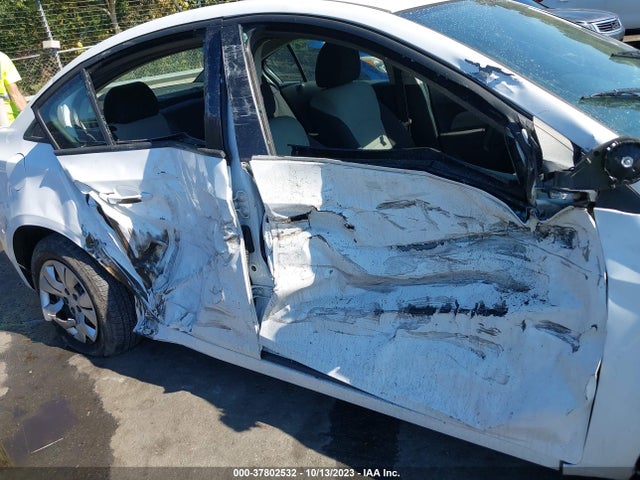 Chevrolet CRUZE LS 2014 1G1PA5SH8E7184350 Image 6