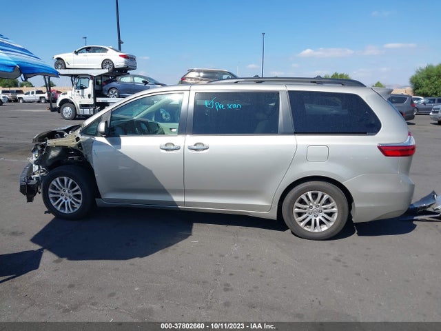 2016 TOYOTA SIENNA XLE/XLE AAS/LTD VIN: 5TDYK3DC7GS723273