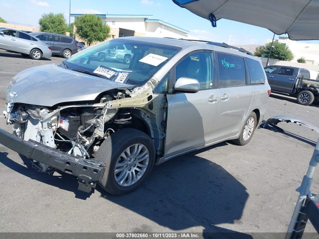 2016 TOYOTA SIENNA XLE/XLE AAS/LTD VIN: 5TDYK3DC7GS723273