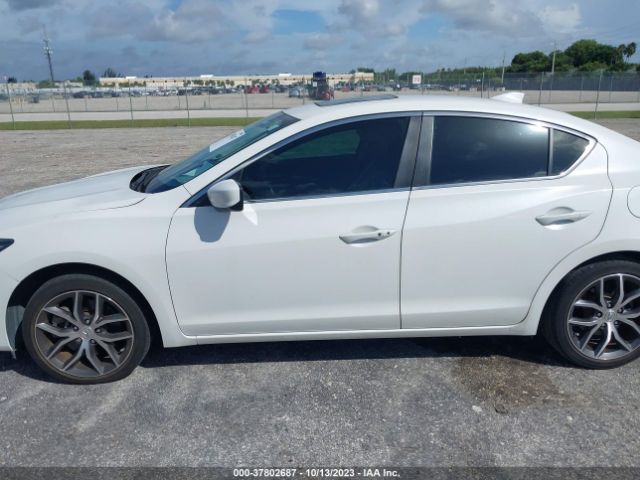 19UDE2F71LA003136 Acura Ilx Pkg
