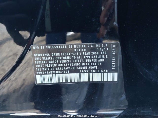 2015 VOLKSWAGEN GOLF TDI SE VIN: 3VW2A7AU7FM041826