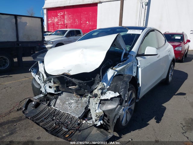 Tesla Model Y Long Range 2023 7SAYGAEE2PF784205 Image 6