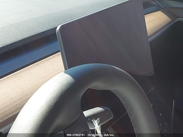 Tesla Model Y Long Range 2023 7SAYGAEE2PF784205 Image 7