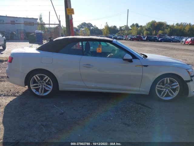 WAUYNGF52KN010953 Audi A5 45 Premium