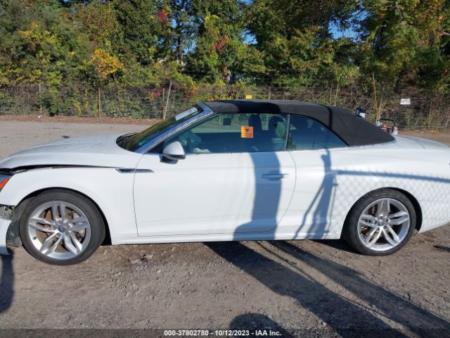 WAUYNGF52KN010953 Audi A5 45 Premium