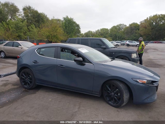 2023 MAZDA MAZDA3 HATCHBACK 2.5 S CARBON EDITION VIN: JM1BPBLM4P1611121