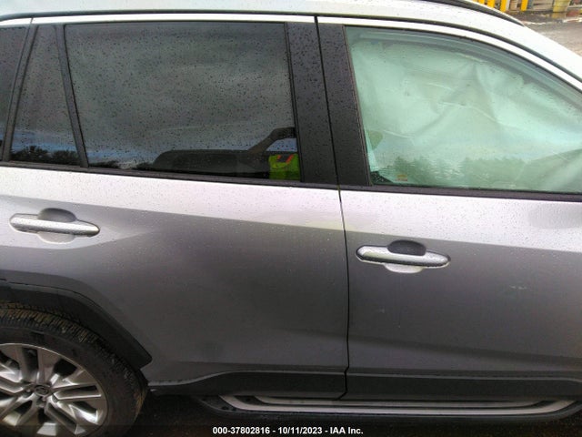 2022 TOYOTA RAV4 XLE PREMIUM VIN: 2T3A1RFV7NC278052